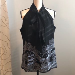 Beautiful Banana Republic sleeveless blouse